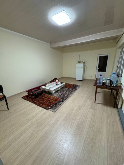 Ижарага ховли куйлик массив 6 АДА гостинца 2 хона 6 сотик