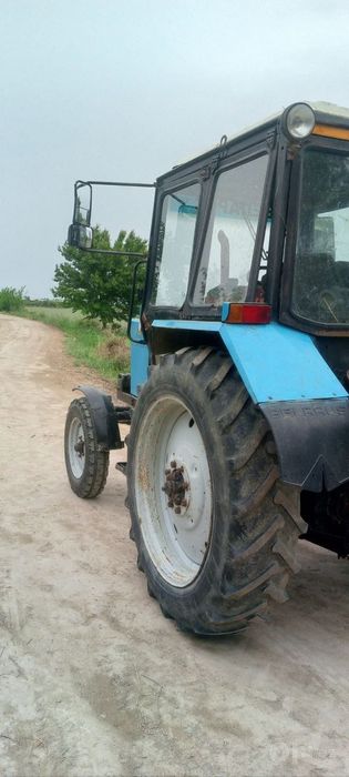 Трактор МТ80 сотилади.! Комбайн Магнум Прицеп Экскаватор Алтай Автобус