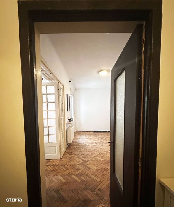 Apartament 2 camere in vila, zona centrul istoric Hristo Botev