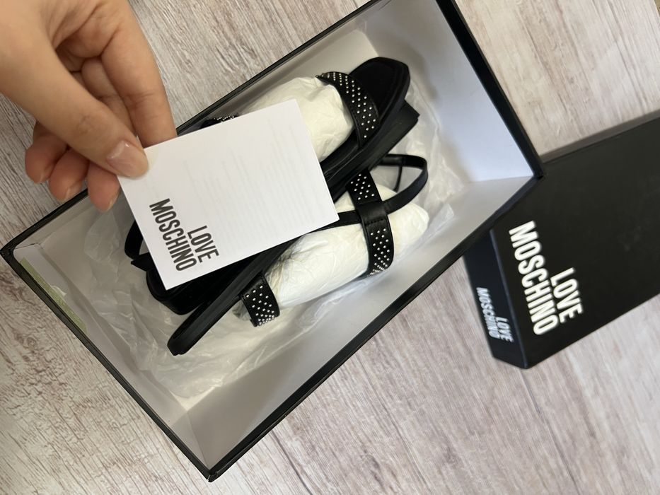 Сандали Love Moschino