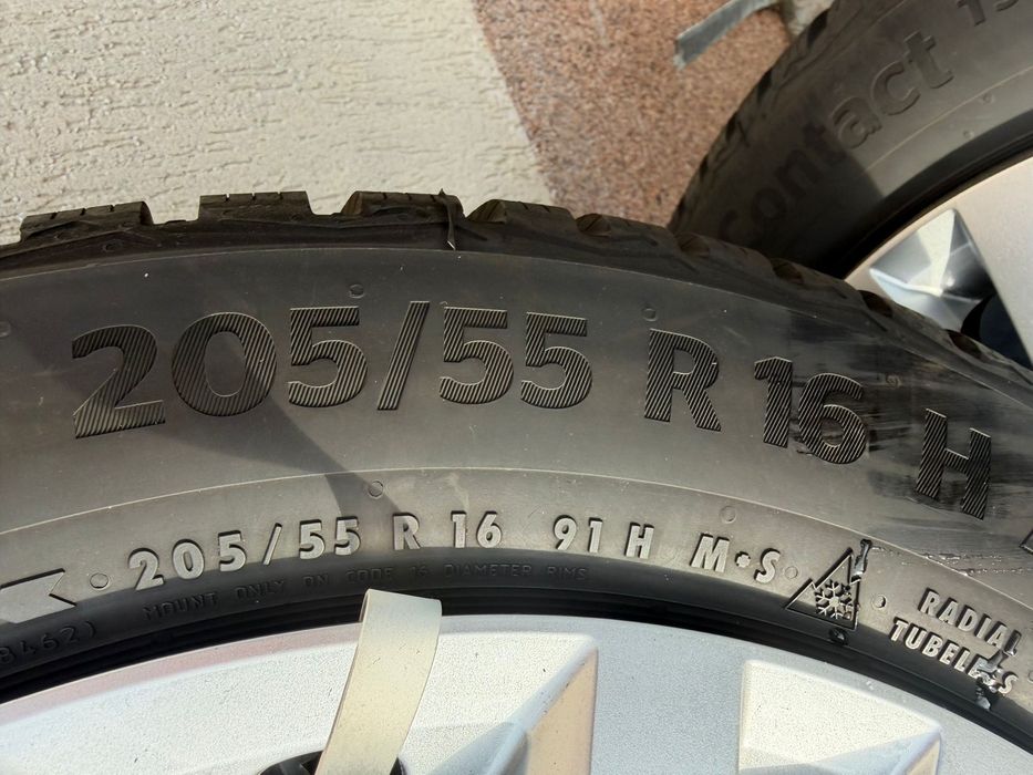 Jante originale  vw golf 16”+anvelope 205.55.16 Continental iarna NOI