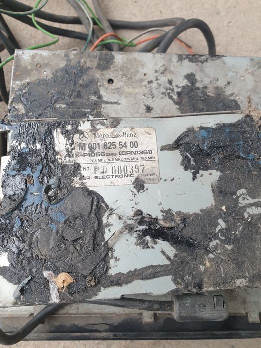 Аудио система Mercedes-Benz