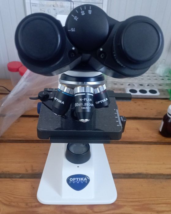 Yangi Labaratoriya apparatlari sotiladi real oladigan xaridor aloqaga.