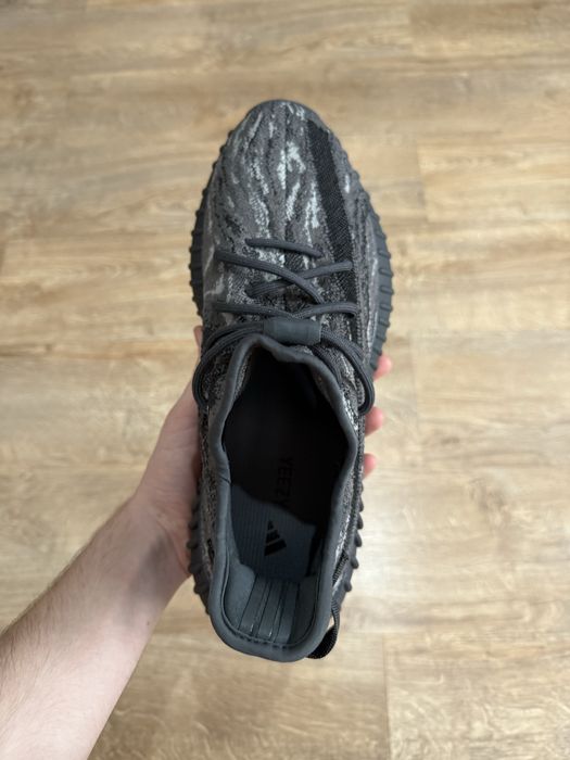 Yeezy 350 V2 Dark Salt