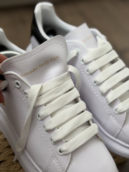 Adidasi ALEXANDER MCQUEEN l Produs NOU Tenesi | Adidasi Baieti | Fete | Alexander McQueen ALB | Adidasi Model NOU | Calitate PREMIUM | MODEL NOU