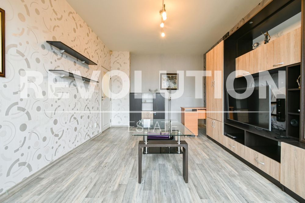 Дава се под наем Двустаен апартамент в София, Гоце Делчев - 65 кв.м за 700 € - Снимка #4