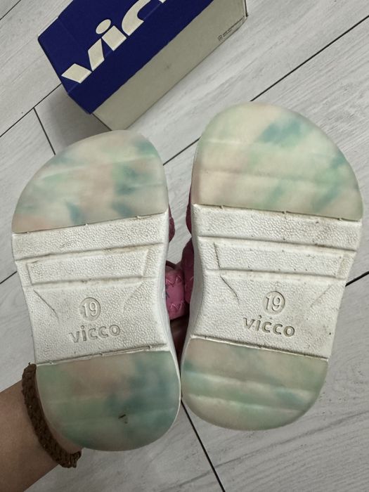 Сандали Vicco и кроссовки на годик