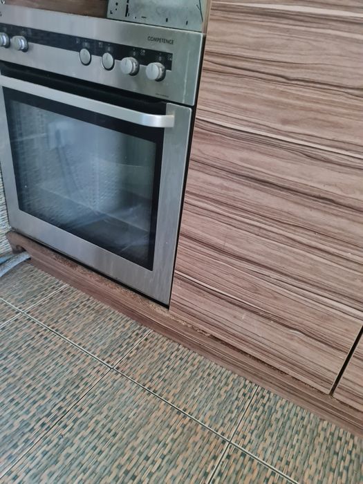 Дава се под наем Едностаен апартамент в Благоевград, Идеален център - 54 кв.м за 255 € - Снимка #5