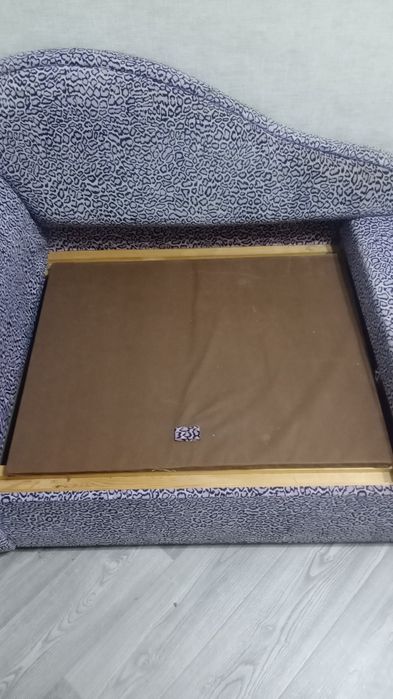 Продам тахту б/у