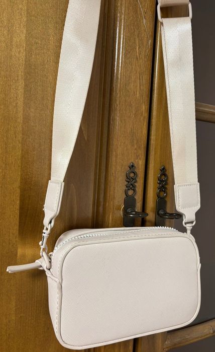 Нова чанта на Stradivarius