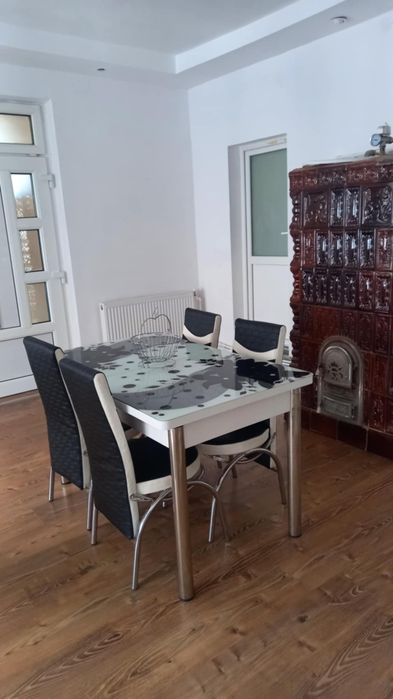 Casă renovată + teren 10 ari, Sanislău centru”