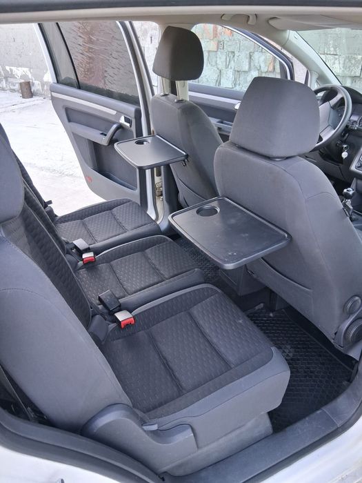 Autoturism vw touran