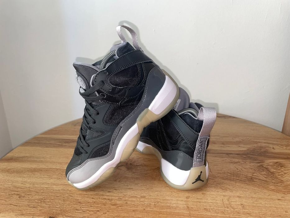 Încălțăminte Nike Air Jordan nr 36,5