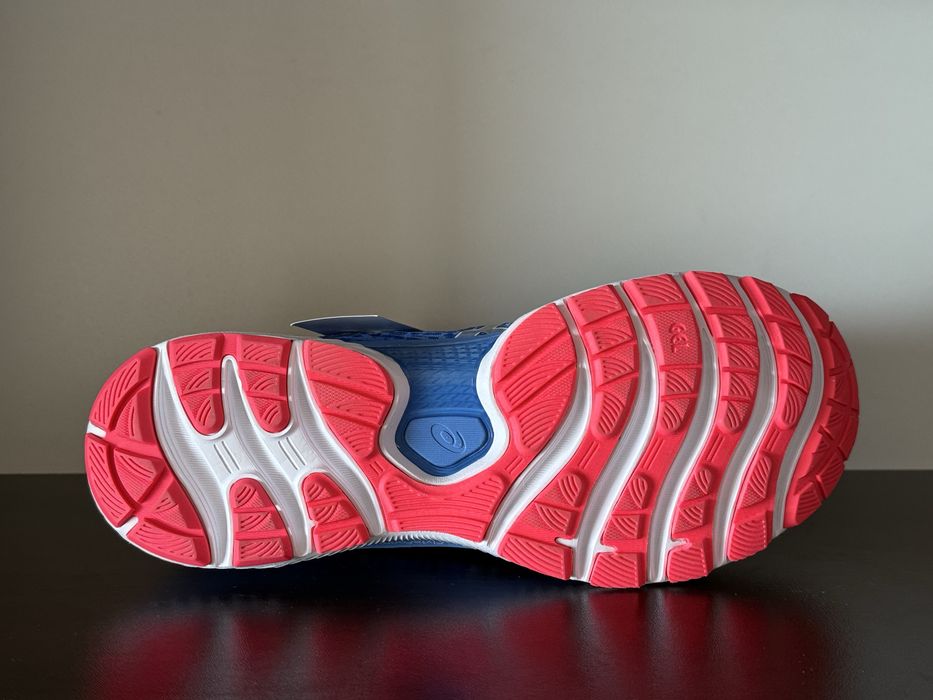 Asics GEL-SAIUN 43.5номер 27.5см Стелка Нови с Кутия