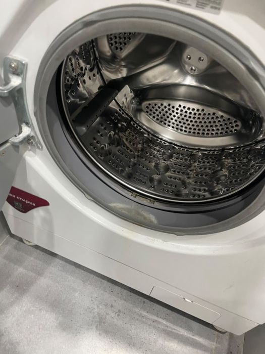 Продам стиральную машинку