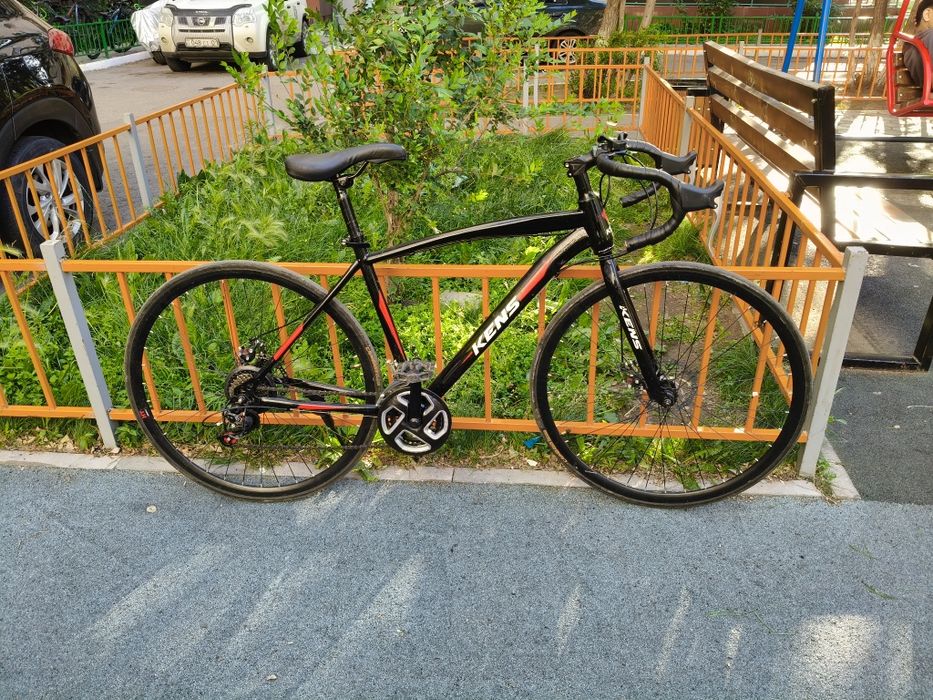 Продаю шоссейный велосипед цена 75000