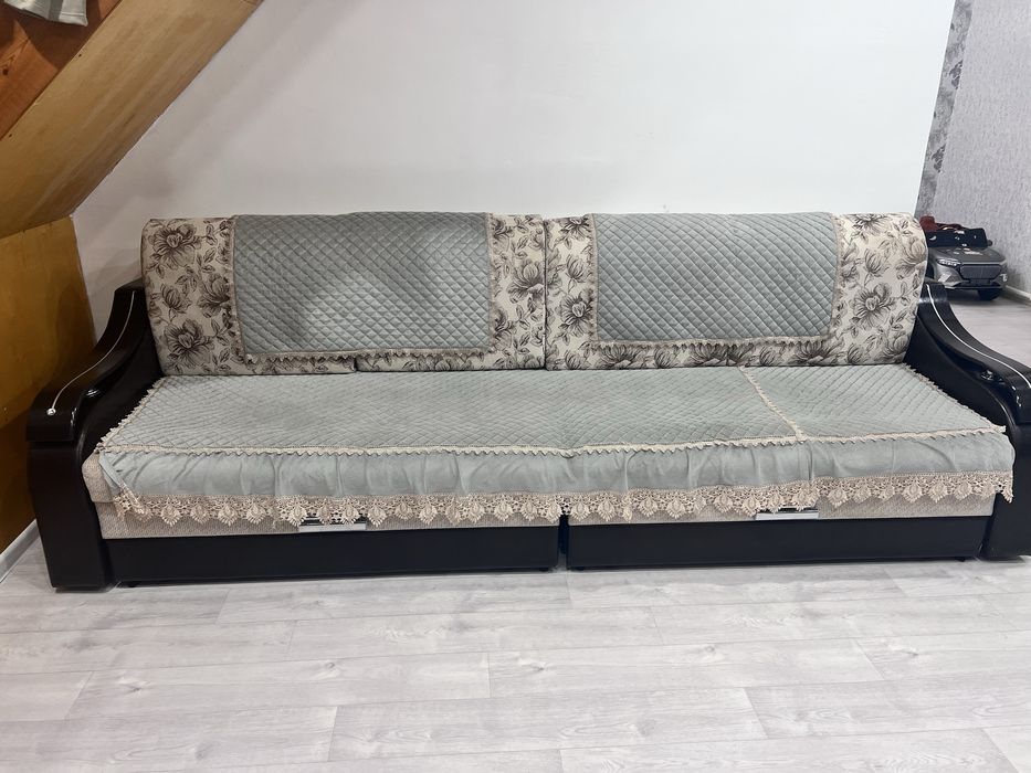 Продам диван в хорошем состоянии