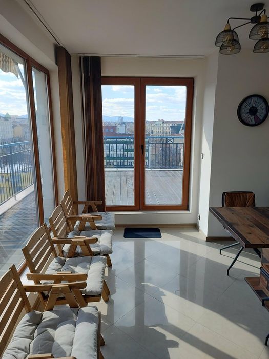 Двустаен, под наем, Център-ЦУМ