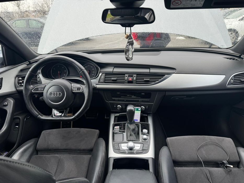 Vând Audi A6 2016
