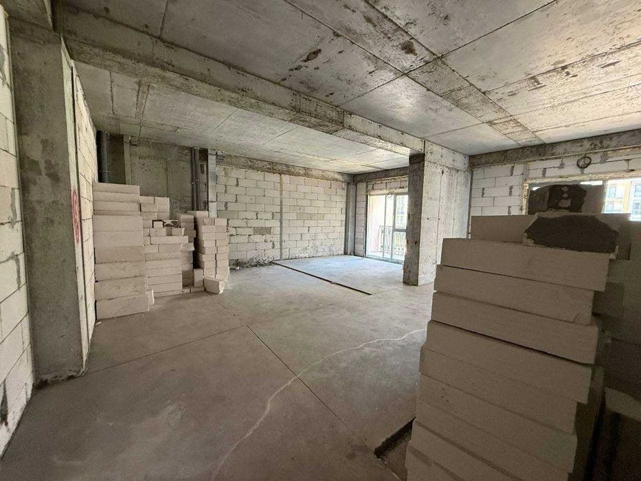 Mirabad Avenue 4 комнатная квартира сквозная, без ремонта 146.59м2