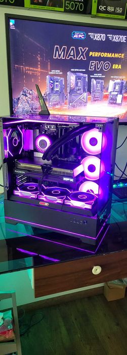 Gaming PC Amd Ryzen 7 9800x3d Amd RX 9070xt XFX 16gb