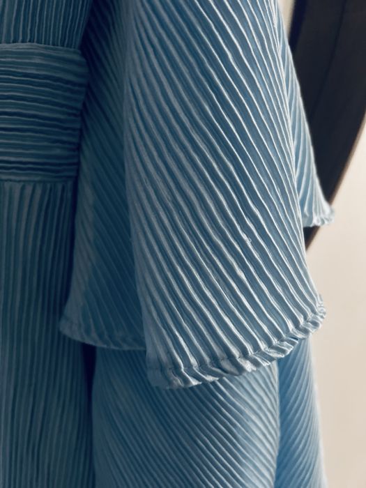 Rochie Boohoo noua cu eticheta, volane si maneca evazata S