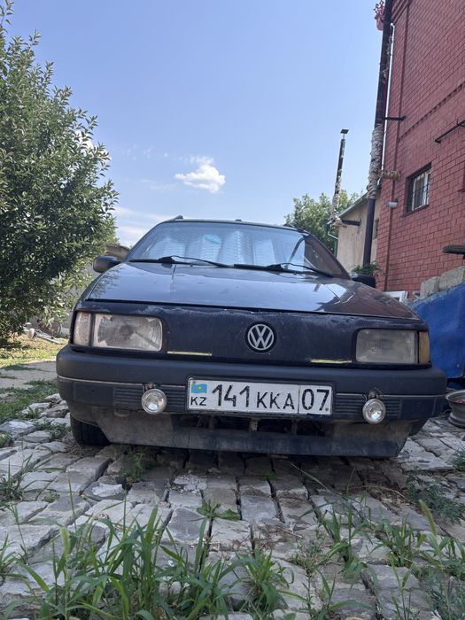 Продается пассат б3 1992 года