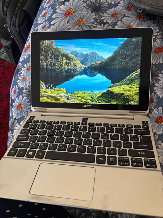 Продаю два ноутбука — HP и Acer