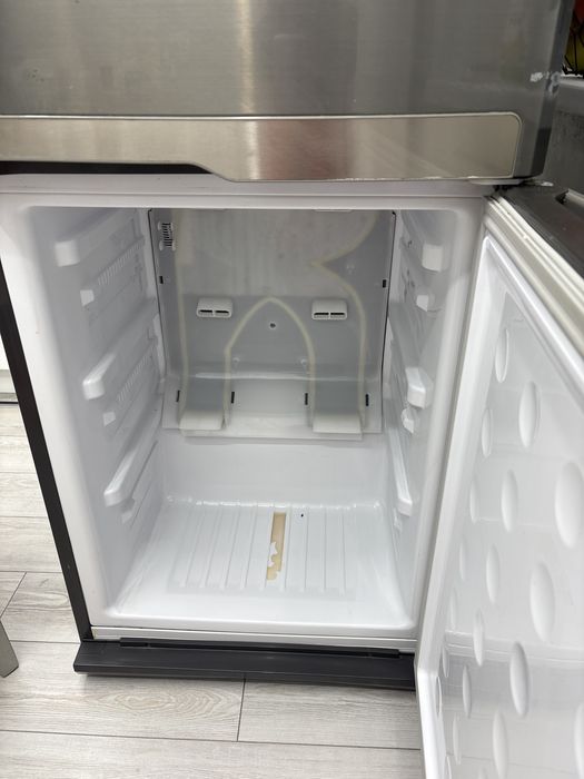 Холодильник Sansung