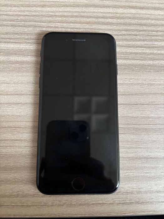 iPhone SE lll ноември 2023г.