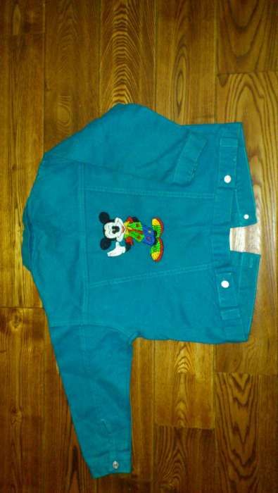 Продам куртку джинсовую