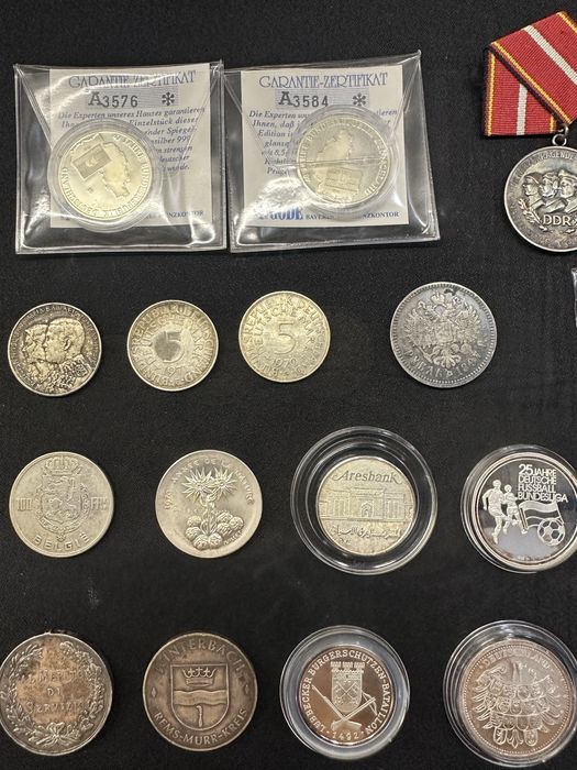 Сребърни медали ордени монети