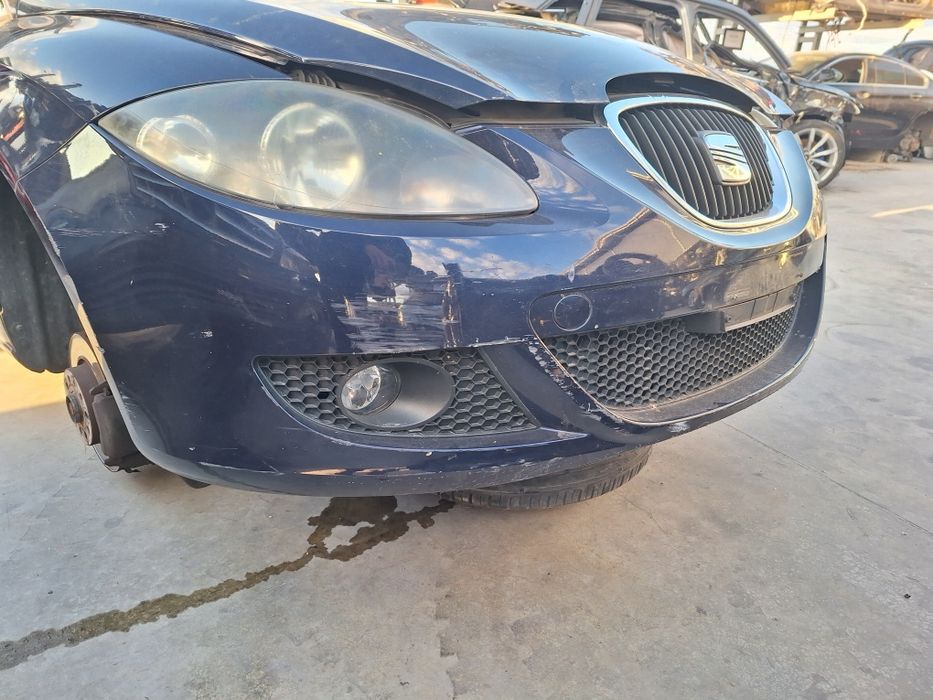 Предна броня Seat Leon / Сеат Leon 2008г.