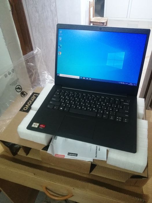 Lenovo SSD /8Gb DDR4. Новый.