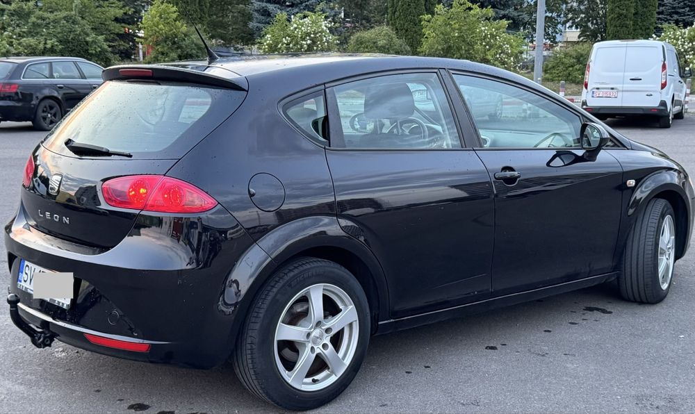 SEAT Leon 2011 — imagine 3