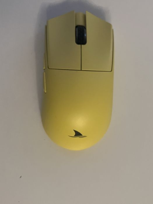 Продам игровой ноутбук Monster