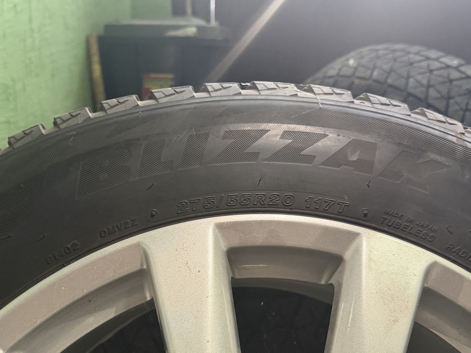 Шины с дисками 275/55 R20