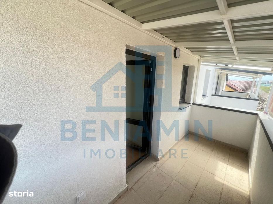 Garsoniera Decomandata - 45mp - balcon - parcare - Sanpetru - Roca