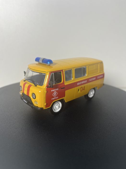 Продам модели УАЗ «буханка» 1:43