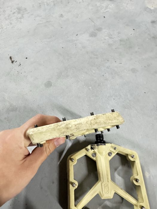 КАТО НОВИ! Crankbrothers Stamp 1 Пясък 1 МЕСЕЦ КАРАНЕ!