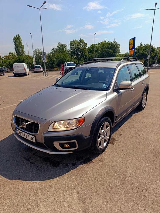Volvo XC70 2.4 D5 185 k.c. 4x4 - 6009 евро