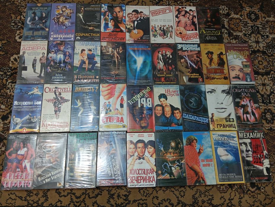 Продам новые видео кассеты с фильмами.