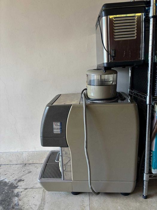 Vand masina de cafea automata espresor La Cimbali