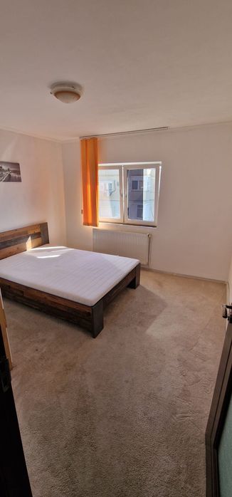 Se oferă apartament de închiriat