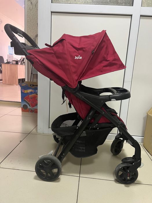 Продам летнюю коляску