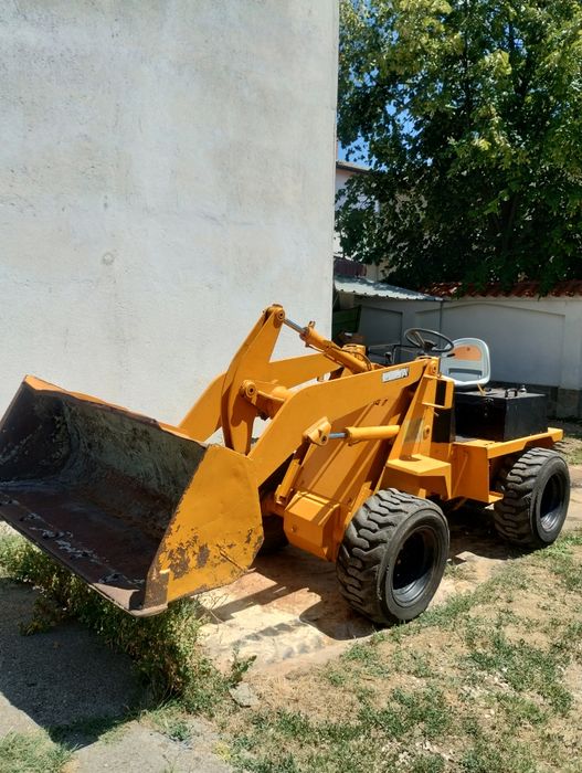 Мини челен товарач TCM 810A  Kubota 36кс