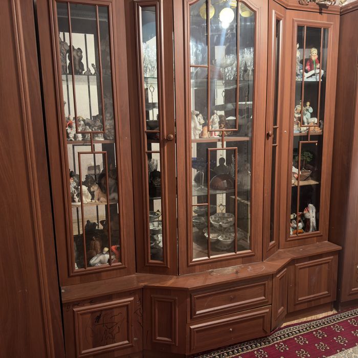 Продается шкаф.
