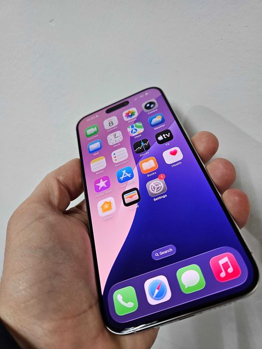 iPhone 15 Pro Max 1 Tb 88% bateria.