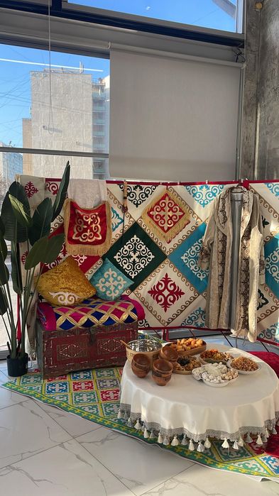 Жарты ағаш уй жалға беріледі