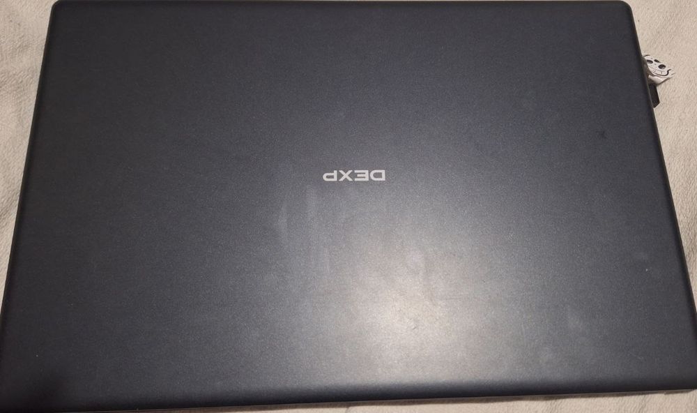 Продаётся Ноутбук DEXP